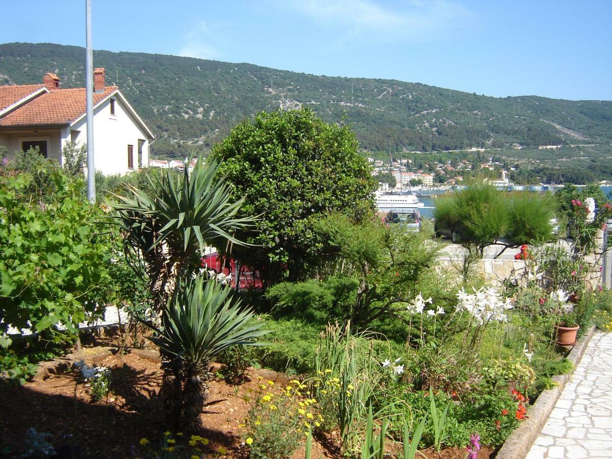 Apartmani Ana Cres Exterior foto